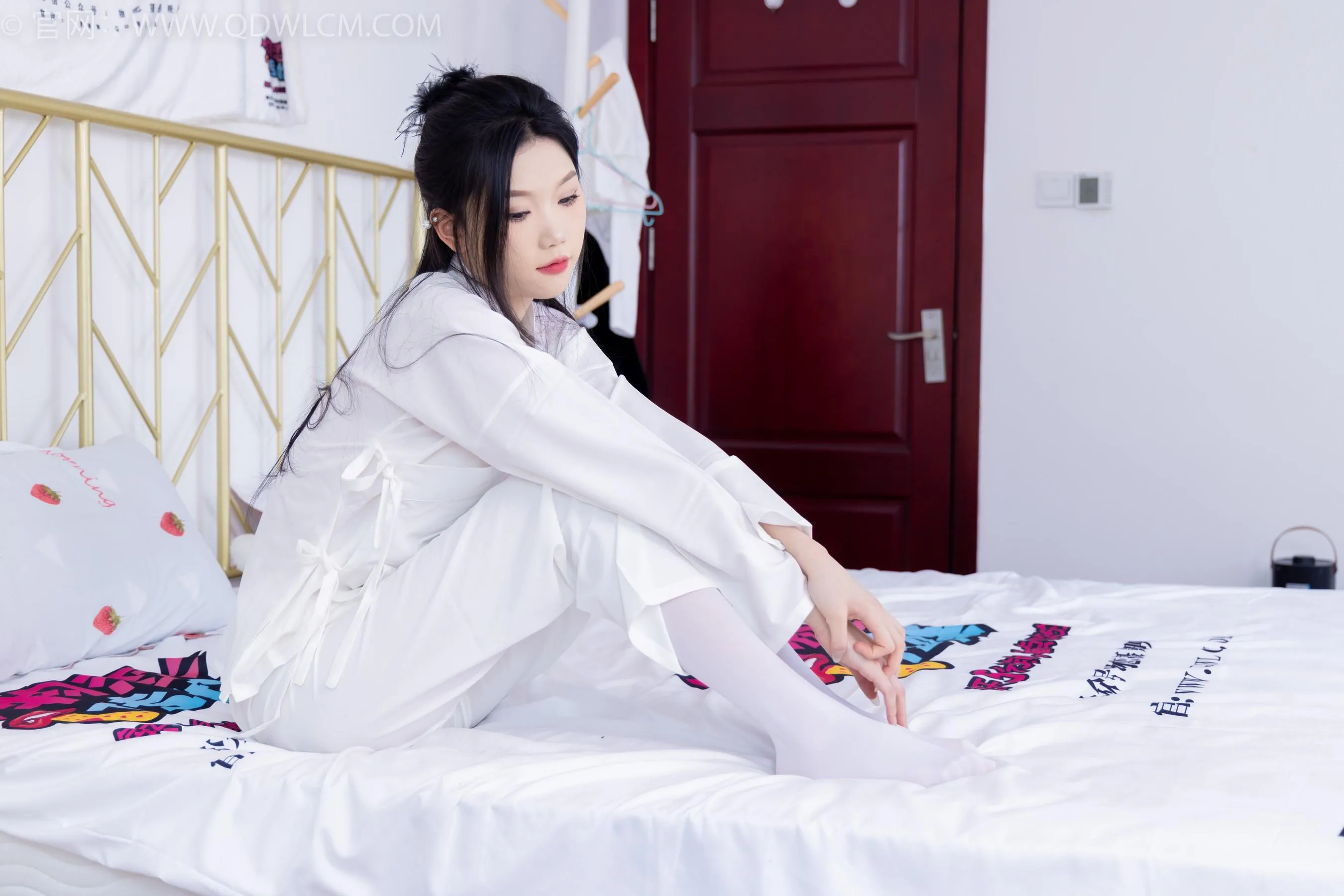 物恋传媒 NO.1586 小竹-纯白小仙女 [187P]插图4